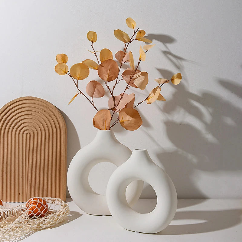 Nordic White Bud Vase – Minimalist Floral Arrangement Vase for Living Room